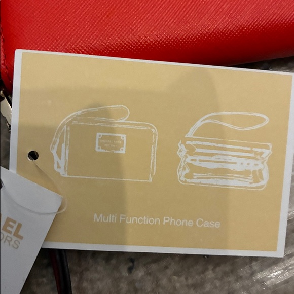 Michael Kors Scarlet Zip Wallet - Picture 3 of 4